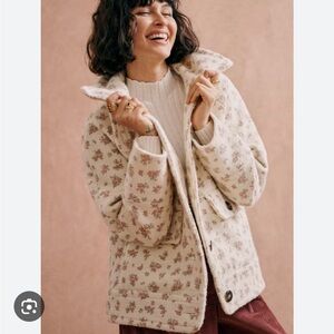 EUC sezane leo coat little roses print size US 4/FR 36/Small